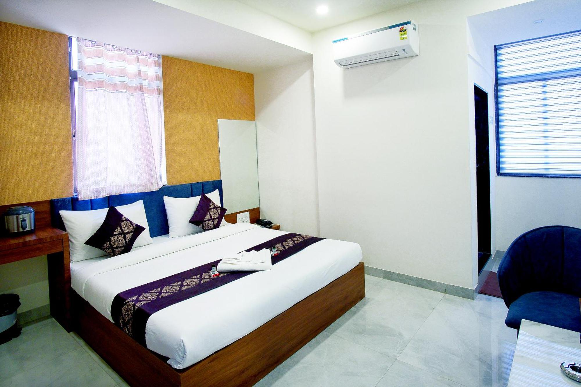 Hotel The Marion Nashik Dış mekan fotoğraf