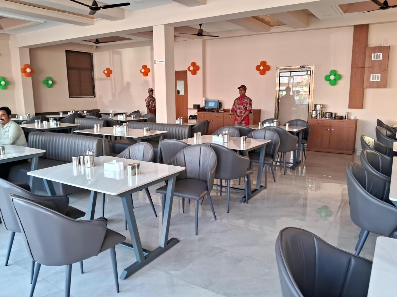 Hotel The Marion Nashik Dış mekan fotoğraf