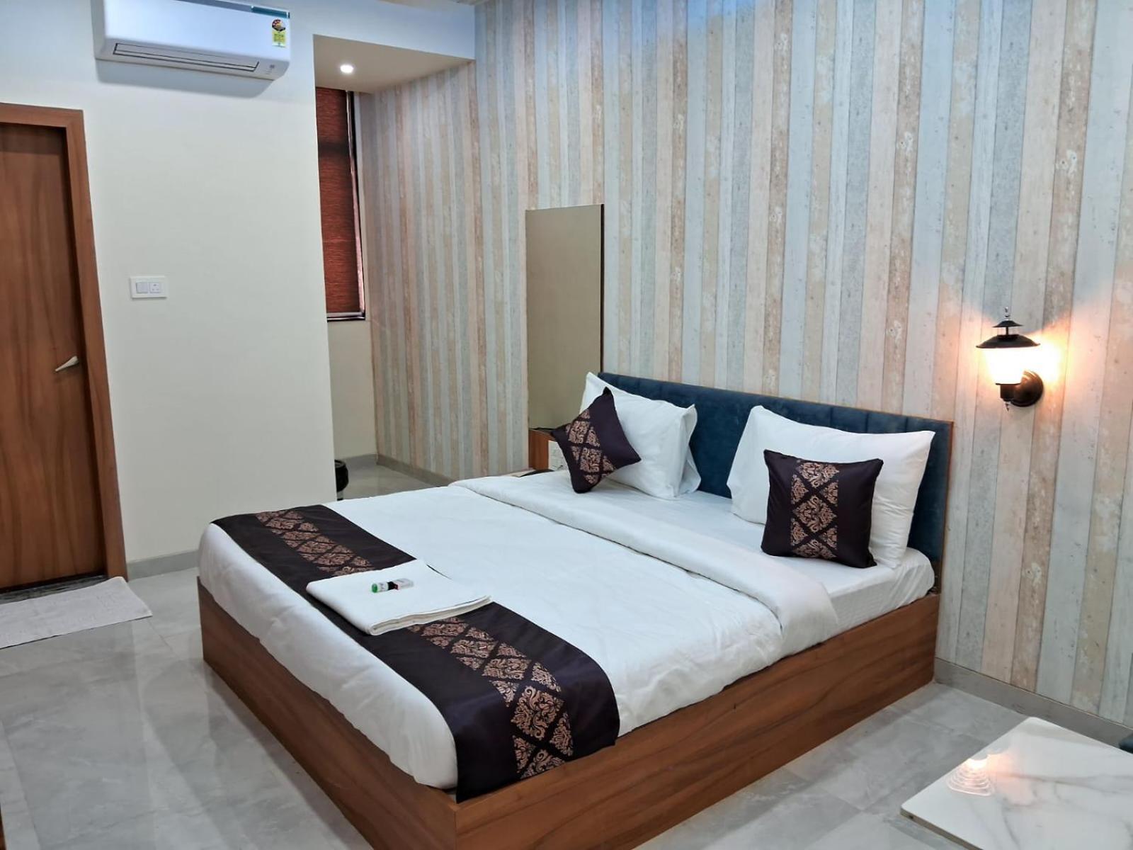 Hotel The Marion Nashik Dış mekan fotoğraf